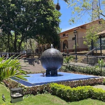 Hospedaje Cuidad Colon Costa Rica Apartment San Jose  Exterior photo